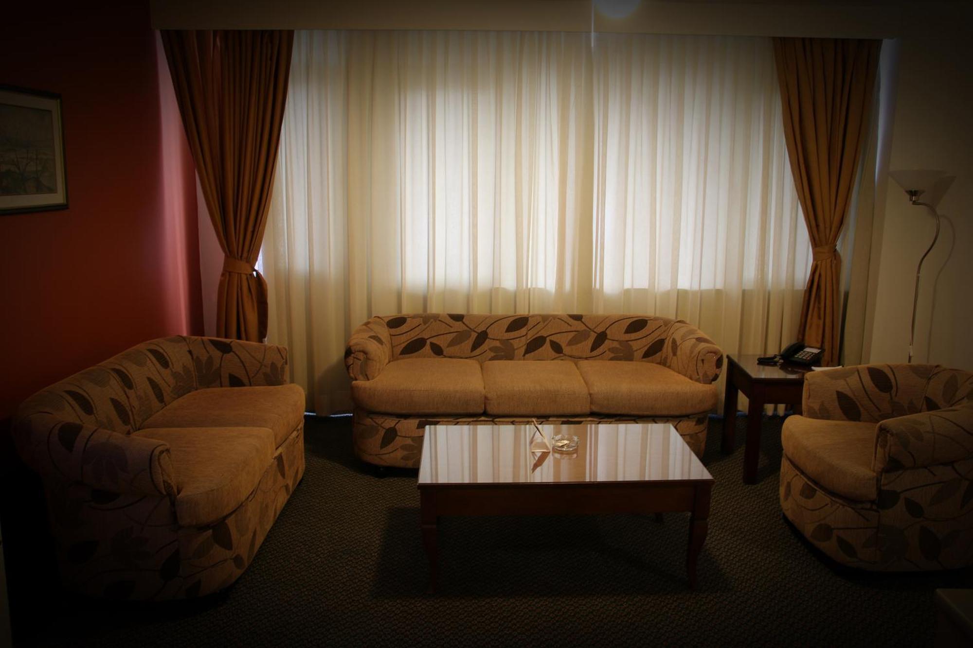 First Apart Hotel Анкара Екстер'єр фото